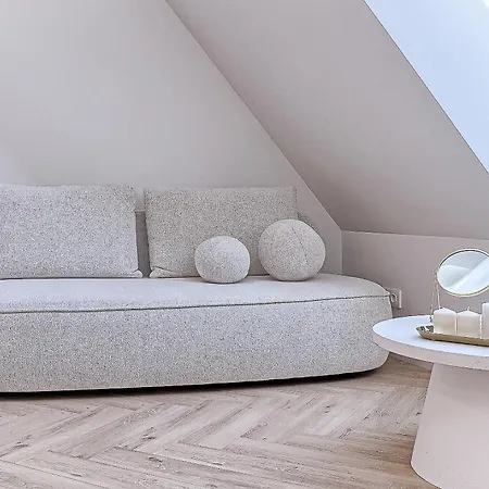 Amazing 2 X Free Parking X 24x7 Апартаменты *