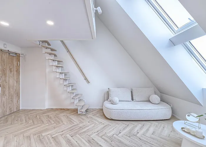 Amazing 2 X Free Parking X 24x7 Apartament *